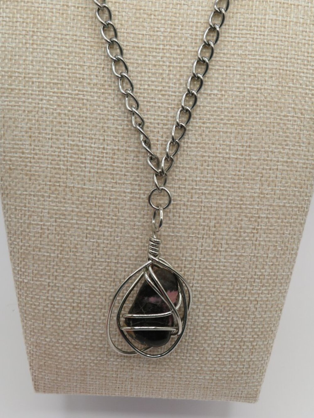 Vintage Kim Wire Wrapped Stone Silver Tone Necklace